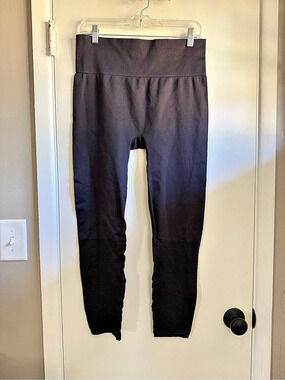 Fabletics Seamless High-Waisted Mesh Legging, Size Large